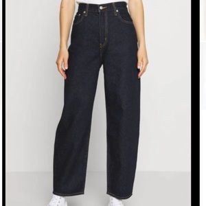 Levi’s Balloon Jeans
